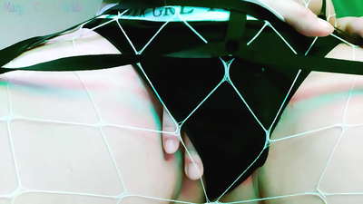 Redhead ອະທິບາຍວິທີການ jerk off her dick and show off her pussy - Dirty Words